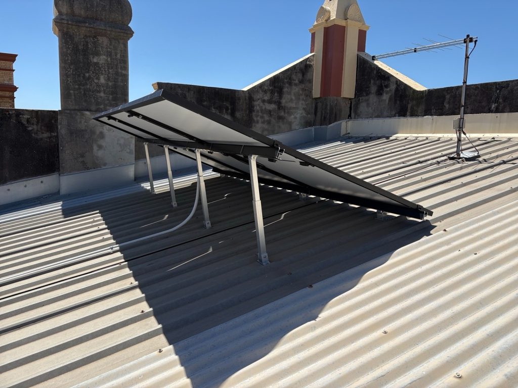 Solar Pane lInstallation Rooftop Mounting System